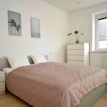 Apartment Cozy 2br In Heart Of Old Town Bratislava