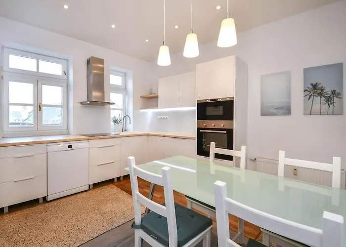 Cozy 2br In Heart Of Old Town Apartmán Bratislava