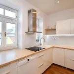 Cozy 2br In Heart Of Old Town Appartamento *